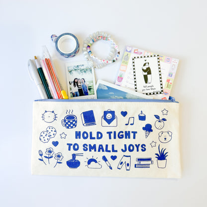 Hold Tight to Small Joys Canvas Zipper Pouch